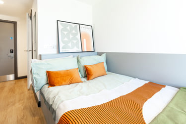 2 Bedroom Apartment - Image 3